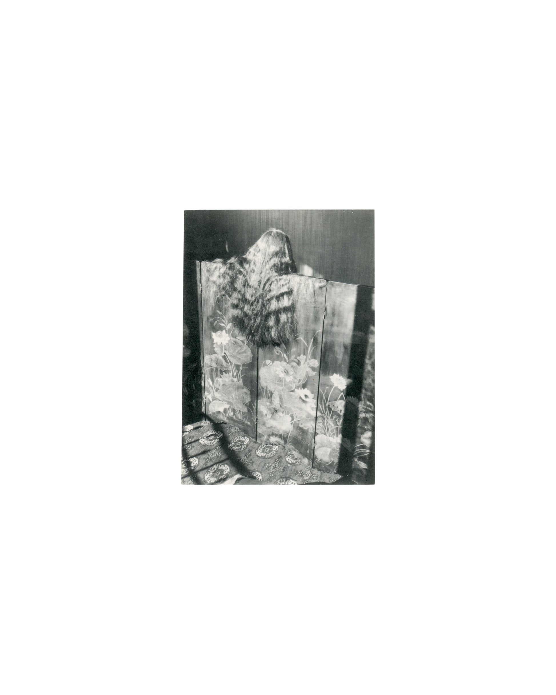 Édouard Boubat, Boubat par Boubat, ARC Musée d'Art moderne Paris 1980, figure turned away before floral folding screen
