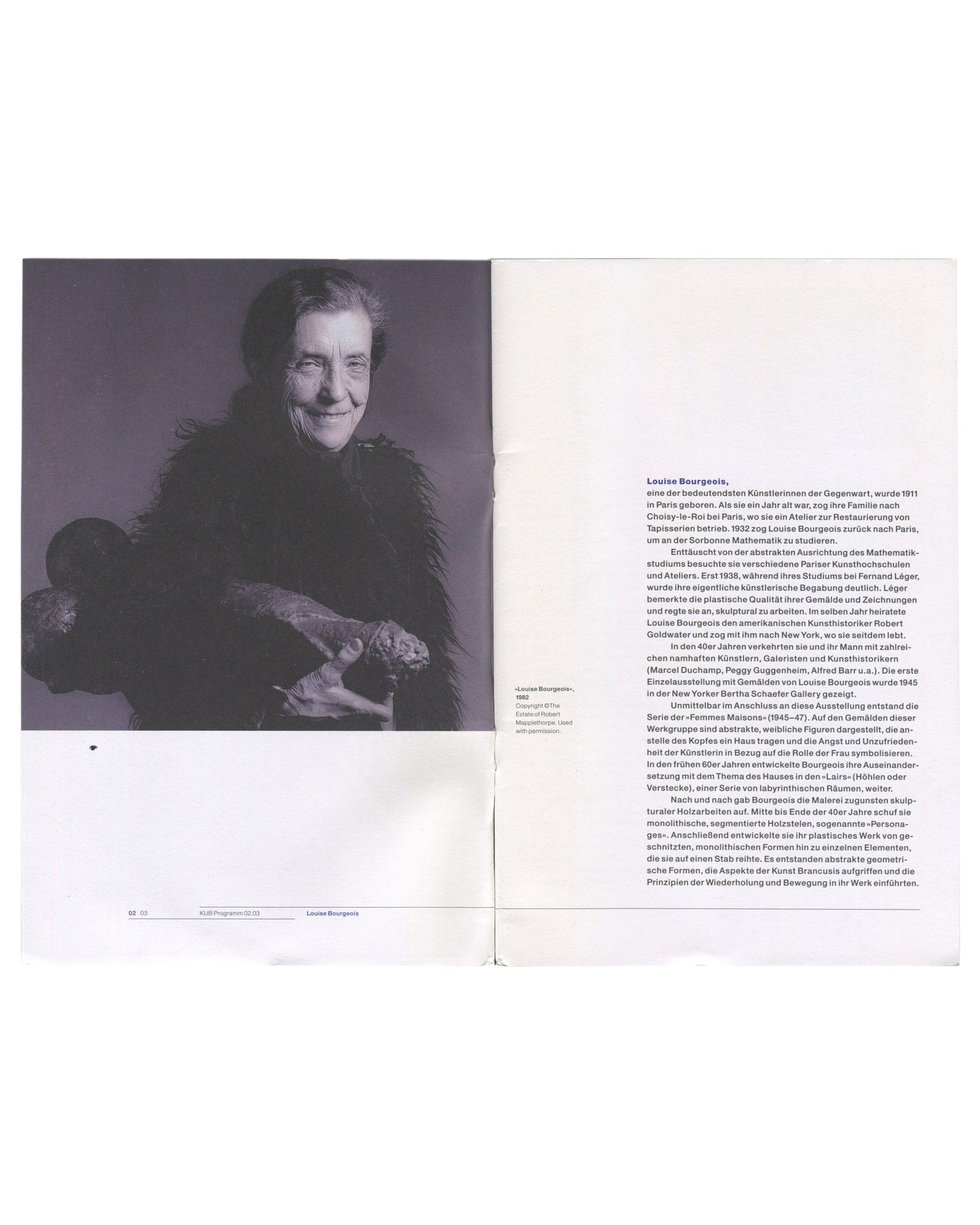 large black-and-white photographic portrait of Louise Bourgeois, elderly, smiling, wearing a dark fur-trimmed coat. Right: dense German-language biographical text in two columns beginning 'Louise Bourgeois, eine der bedeutendsten Künstlerinnen der Gegenwart, wurde 1911 in Paris geboren'.

