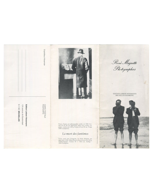  1976 Edition Lebeer Hossmann brochure for René Magritte Photographies, outer mailing panel, showing the front cover image of two boys on a beach at right, a central panel with a black-and-white photograph of a man in a bowler hat and overcoat seen from behind standing before a bed, captioned La mort des fantômes with bilingual French and German edition details, and at left the mailing address panel for Edition Lebeer Hossmann, 124 avenue du Boetendael, B-1180 Bruxelles, with CARTE POSTALE / POSTKARTE print