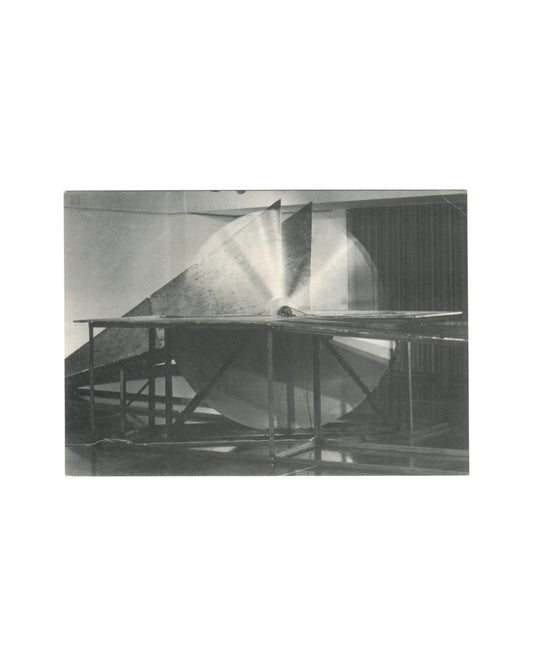 Original 1979 Dennis Oppenheim exhibition invitation card for Projects 78/79, ARC Paris, Musée d'Art Moderne de la Ville de Paris, showing the artist's name in large bold lowercase type alongside the exhibition title, vernissage date Friday 14 December 18–21h, and run dates through 20 January 1980, with a formal invitation line from the Mayor of Paris at the top.